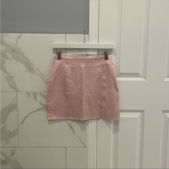 Zara Satin Effect Daisy Print Mini Skirt - Picture 3 of 5